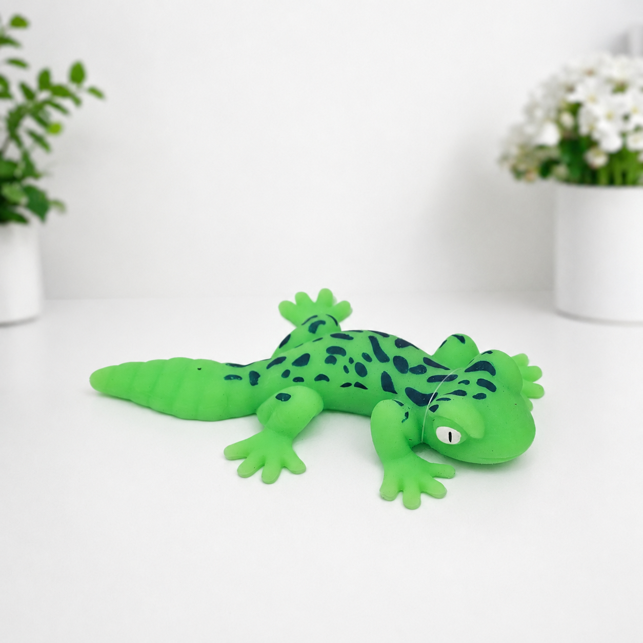 Life Like Lizard Stretch Toy