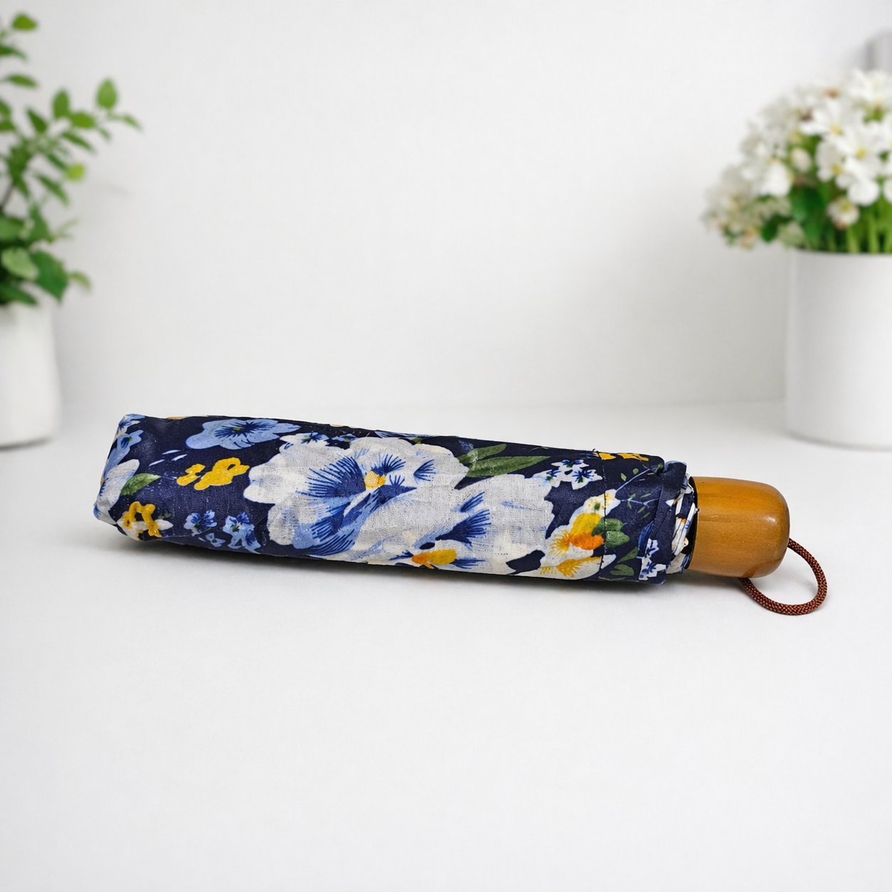 Compact Travel Umbrella ☔