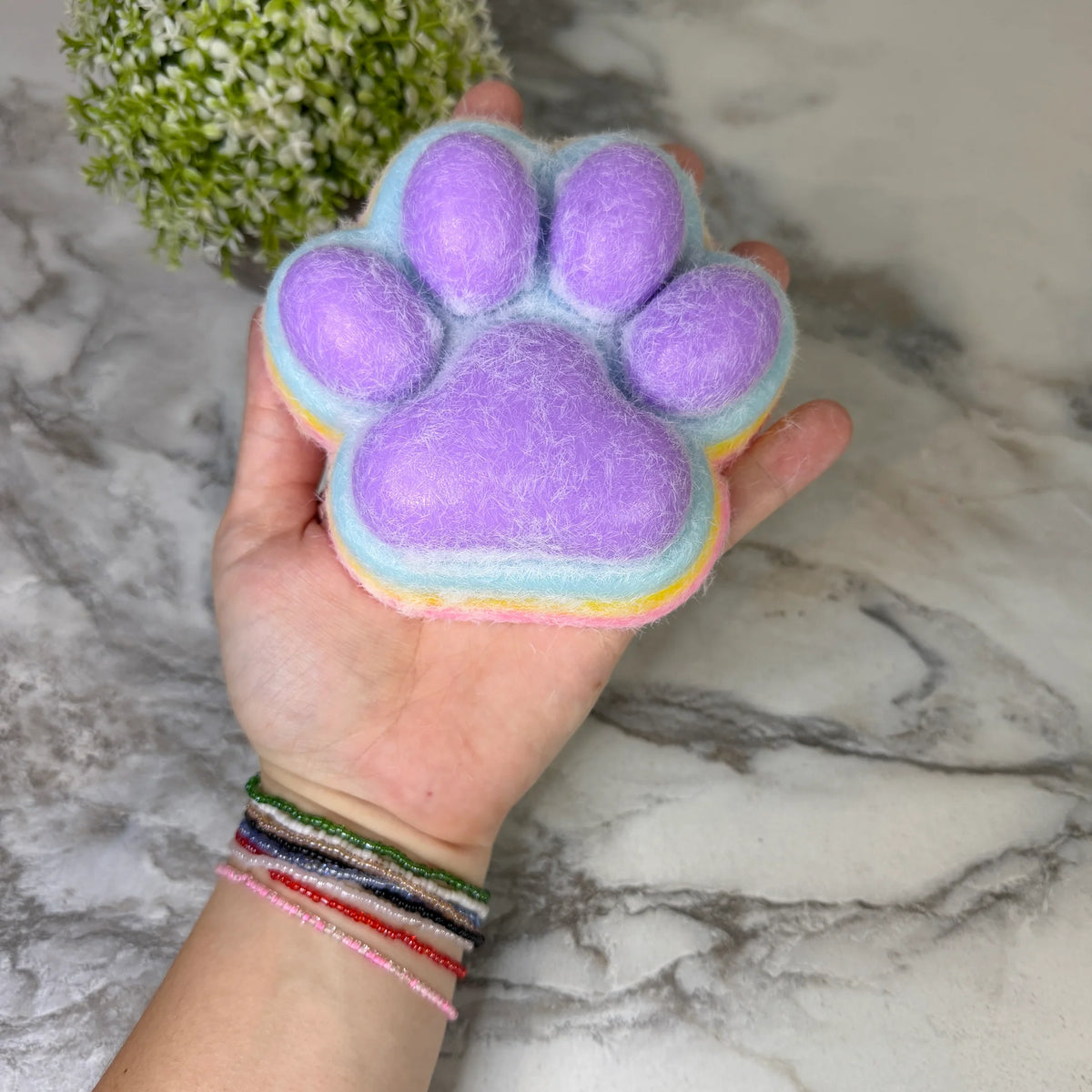 Giant Paw Taba 🐾✨