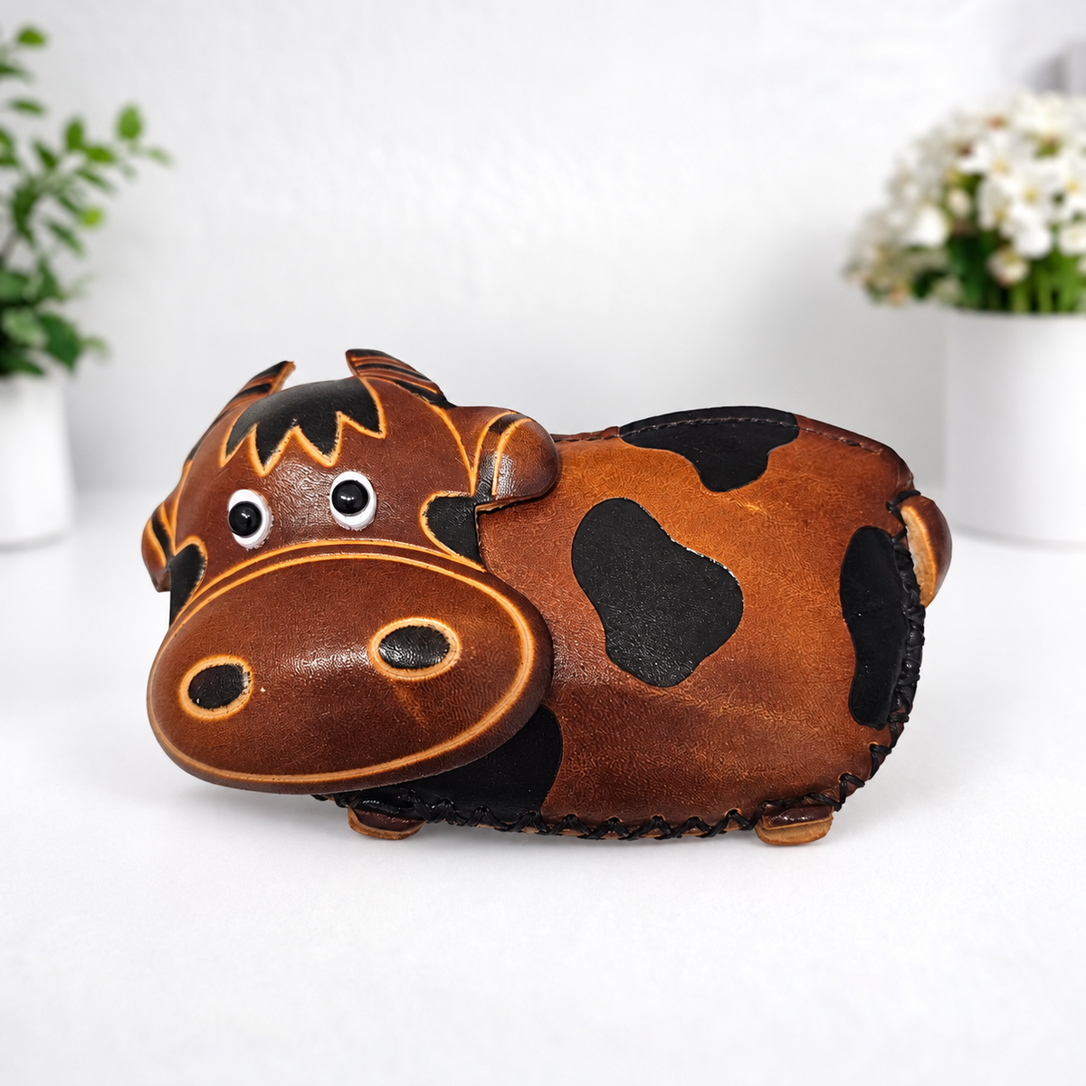Leather Animal Coin Purse with Zip Closure