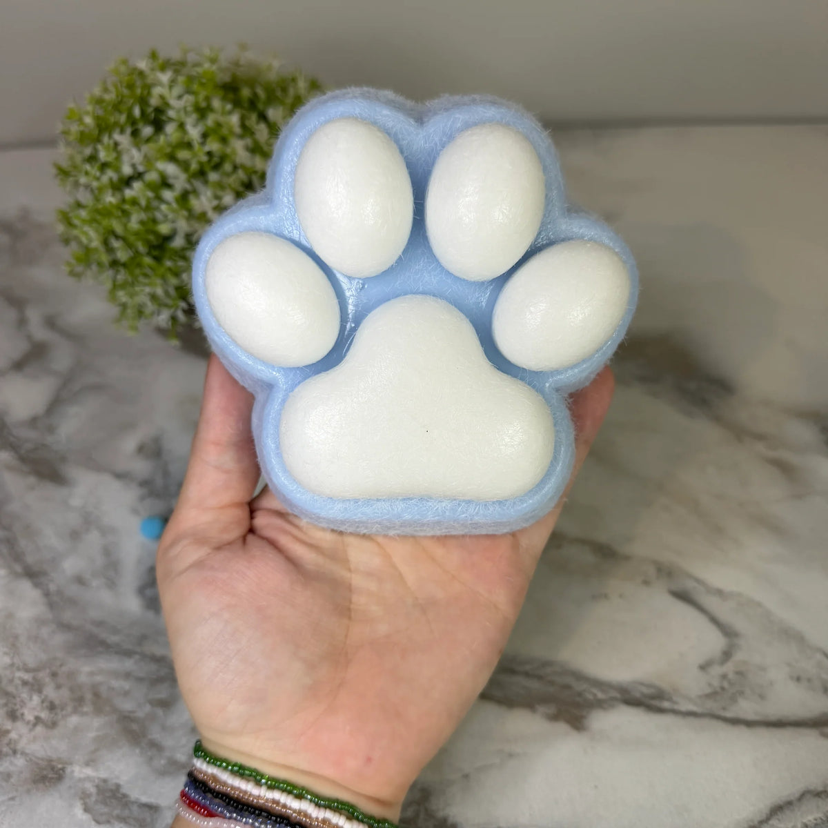 Giant Paw Taba 🐾✨